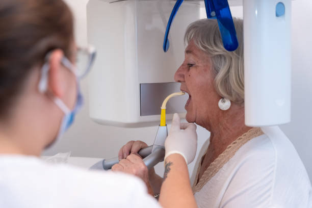 Best Dentist Open Late Near Me  in Lindsay, OK
